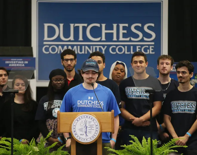 Dutchess Community College mechatronics lab